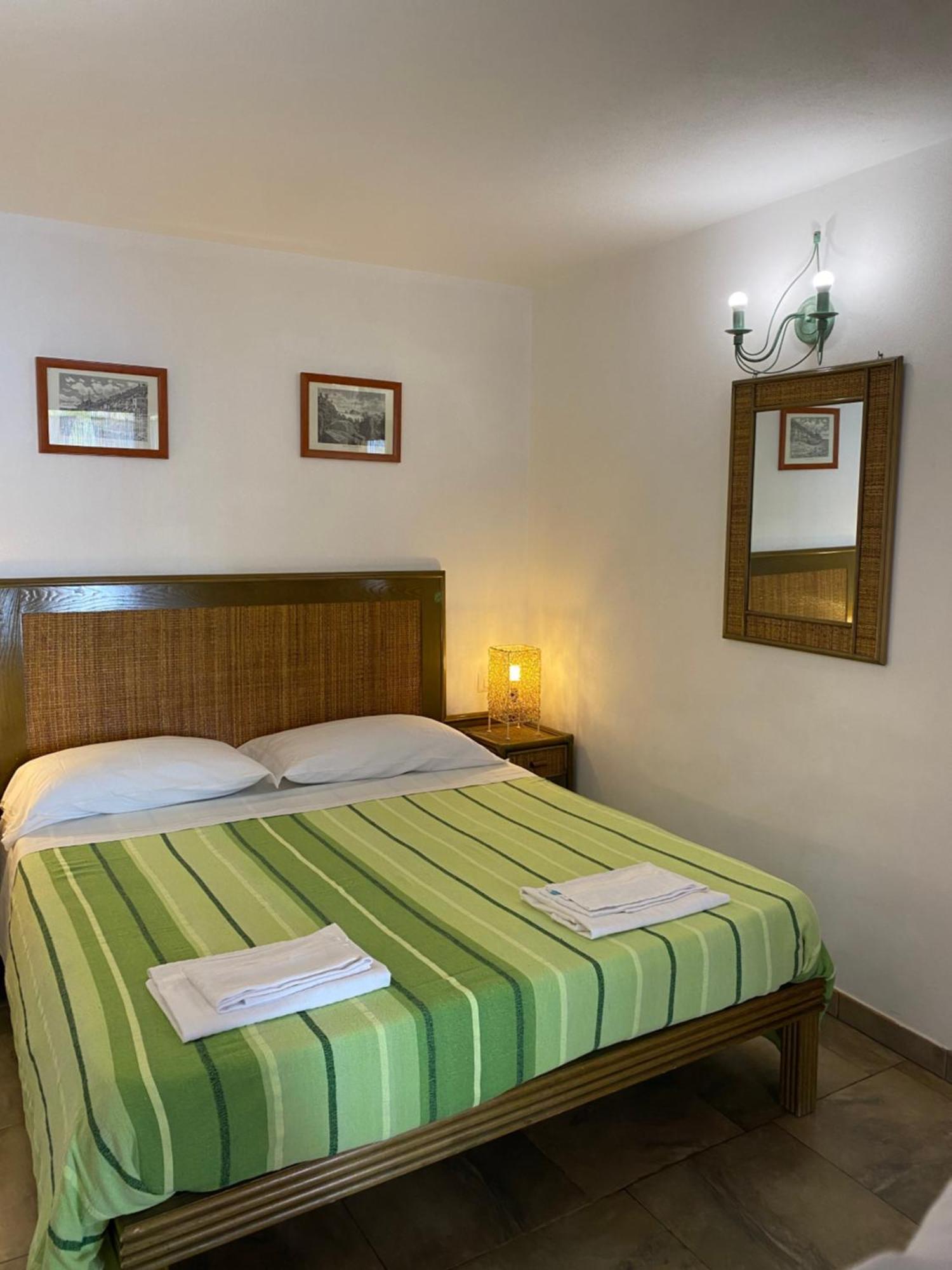 Villa Crimi Vulcano  Exterior foto